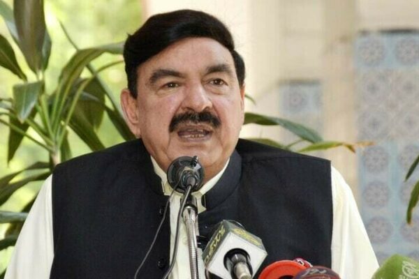 بیرسٹرگوہر اور آرمی چیف کی ملاقات کےبارے میں مجھے کوئی علم نہیں ہے، شیخ رشید